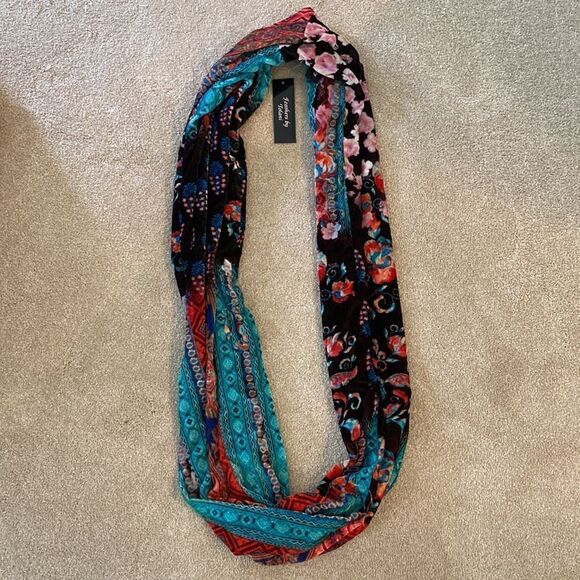 NWT Feathers By Tolani Anthropologie Jewel Toned Infinity Scarf - Picture 2 of 8